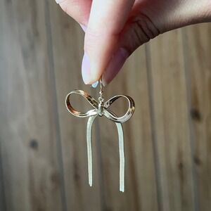 House of Harlow 1960 Gold Bow Herringbone Chain Drop Earrings 14k Plated